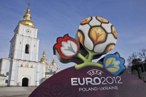 Туристам на Евро-2012 выдадут брошюры с ценной информацией 