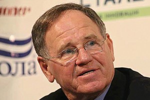 Сабо в Рамоса не верит