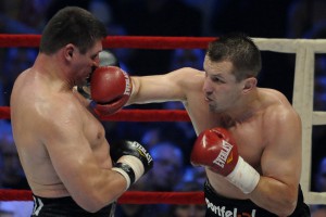 Адамек рассматривает варианты Кличко и Роя Джонса