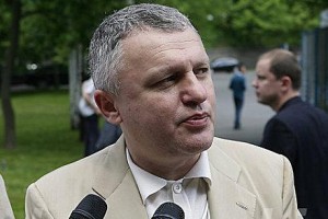 Суркис не общался с Семиным