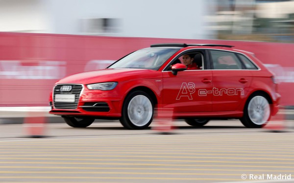 Криштиану Роналду тестирует Audi A3