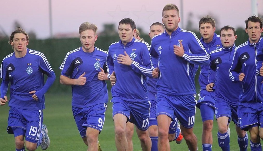 Прикол дня: Ярмоленко смог отобрать у Милевского только шорты