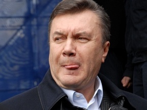 Янукович побывал там, где и все