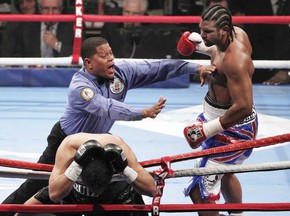 Хэй отстоял титул чемпиона WBA, досрочно победив Руиза