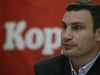 Виталий Кличко подписал контракт с Питером