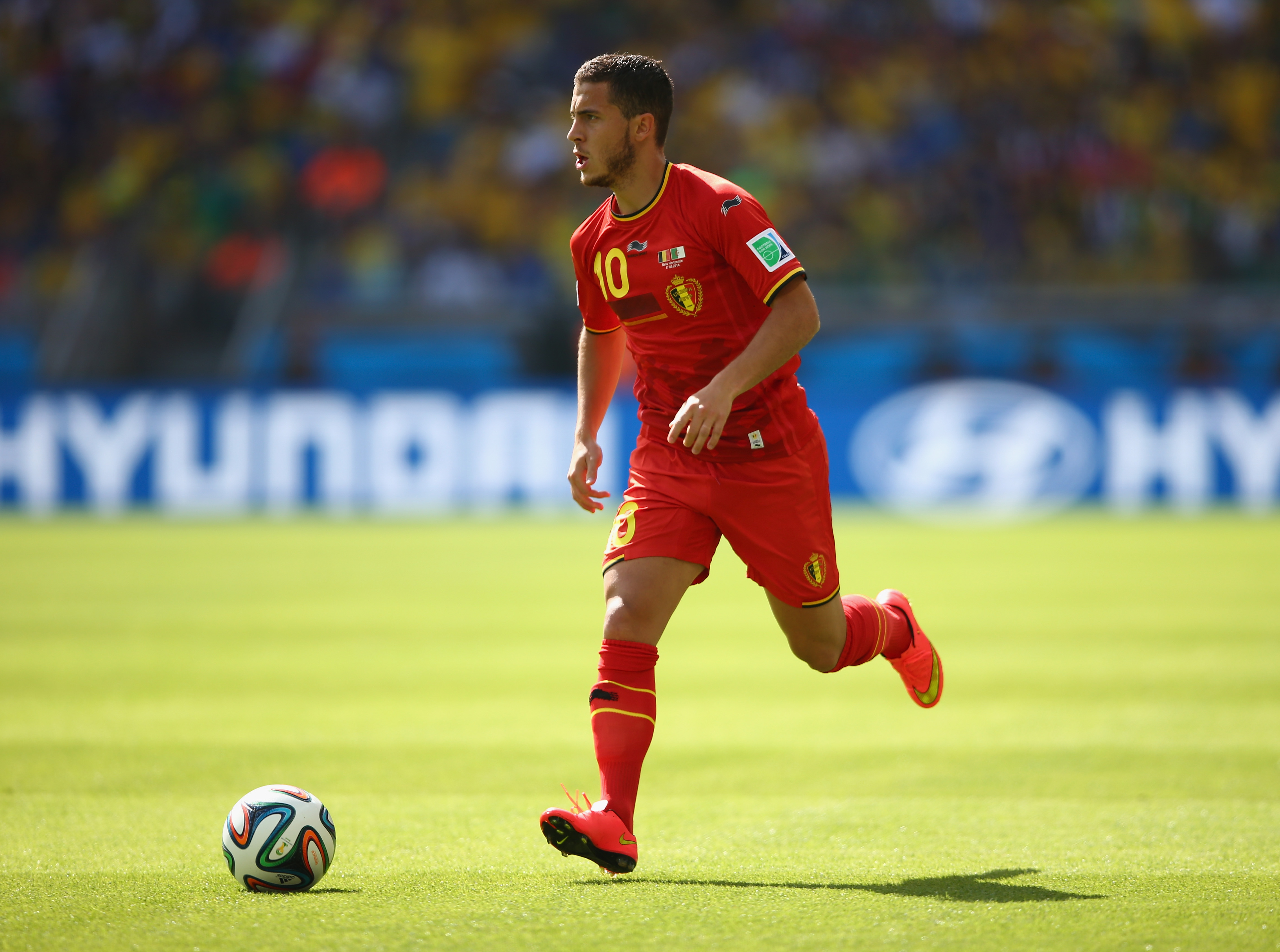 http://sport.img.com.ua/nxs109/b/orig/2/53/18540d2b23f12201ac2548e8bdee2532.jpg