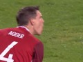 Игрок сборной Дании привез гол в свои ворота и наорал из-за этого на голкипера