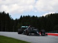 Хэмилтон потерял три позиции на старте Гран-при Австрии