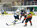 Хоккеисты Днепра и Кременчуга устроили массовую драку в матче УХЛ