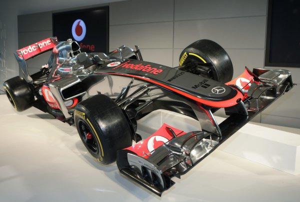   McLaren MP4-27