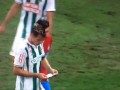 Игрок румынского клуба украл записку от тренера соперника во время матча ЛЕ