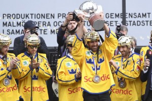 Джакузи, истребители и королевский прием: как сборная Швеции праздновала победу на ЧМ-2017