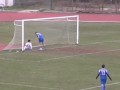 Фейл века: Видео, как футболист не забил гол с линии ворот