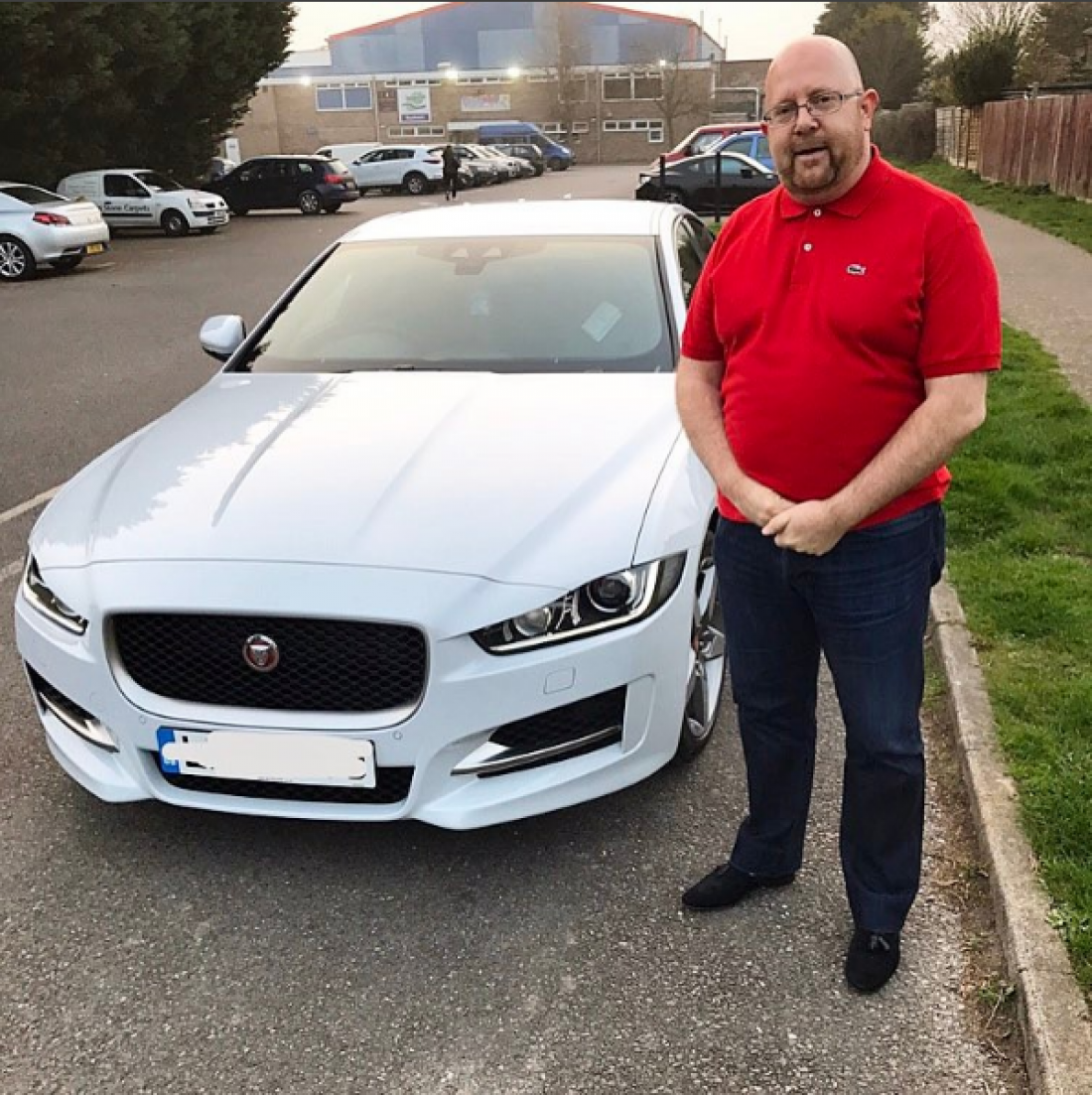    Jaguar XE