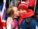Британская скелетонистка Лиззи Ярнолд целует своего парня и тренера Джеймса Роуча после завоевания олимпийского золота на Олимпиаде в Сочи