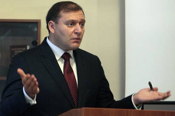 Добкин возмущен, что Харьков вновь может пострадать из-за львовских болельщиков