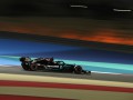 Хэмилтон - лучший в первой практике Гран-при Бахрейна