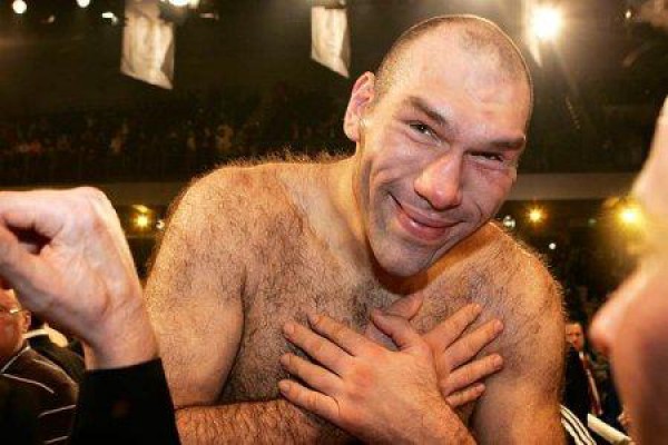 Николай Валуев активно занимается политикой