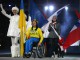 Людмила Павленко в майке с надписью "мир" во время церемонии закрытия Паралимпийских игр в Сочи.