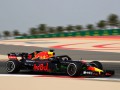 Риккардо показал лучшее время на первой практике Гран-при Бахрейна