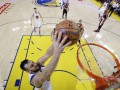 Печальный быт в Рио: Игрок НБА сам сделал шторку для душа