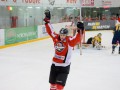 Караоке на льду: украинский хоккеист спел после победы своей команды