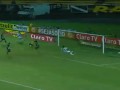 Невозможное возможно! Бразильский нападающий с одного метра пустил мяч мимо ворот