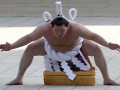 Японцы отказываются идти в сумо из-за громких скандалов