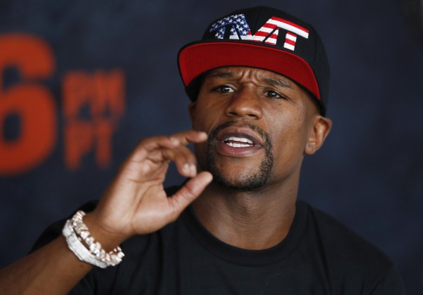 Флойд Мейвезер освободил титул WBO