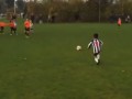 7-летний сын Патрика Клюйверта забил красивый гол со штрафного