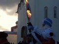 В руках Деда Мороза вспыхнул олимпийский факел
