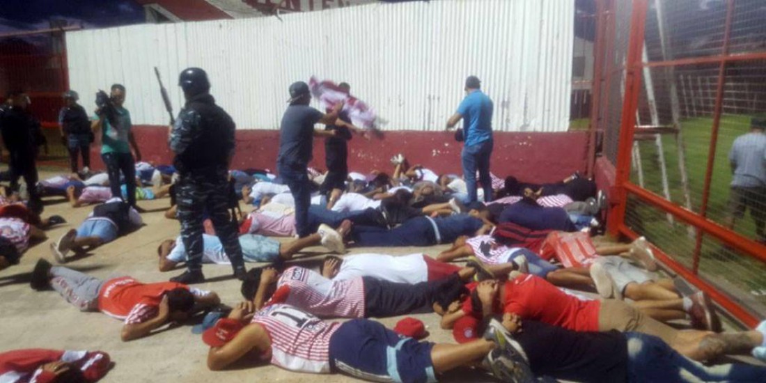 В Аргентине арестовали более 100 человек за драку на стадионе