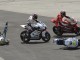 Испанский мотогонщик Тони Элиас не справился с управлением своего мотоцикла во время этапа Гран-при в Монтмело (Испания)