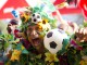 Болельщик сборной Бразилии радуется голу своей команды в ворота Японии на Кубке Конфедераций 