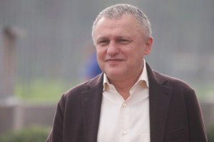 Суркис просит болельщиков поддержать Динамо Суркис просит болельщиков поддержать Динамо