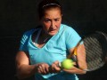 Теннисистку дисквалифицировали за удар мячом в лицо судьи