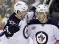NHL: Чикаго и Виннипег уверенно разбираются со своими соперниками