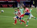 Атлетико - Бетис 1:0 видео гола и обзор матча чемпионата Испании