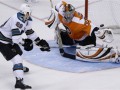 NHL: Кросби делает очередной дубль, Акулы совершают подвиг в поединке с Филадельфией