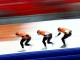 Команда из Голландии во время заключительного мероприятия по конькобежному спорту в Сочи.