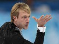 Плющенко показал шурупы, которые вынули из его спины (ВИДЕО)