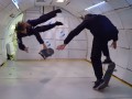 Скейтбординг в невесомости: Видео трюков от звезд экстрима