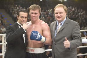Хрюнов настаивает на том, что поединок Поветкин - Кличко состоится до марта 2013 года