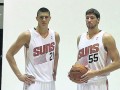 Украинцев в НБА прозвали башнями-близнецами
