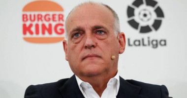 Президент Ла Лиги скептически относится к переходу Холанда в Барселону