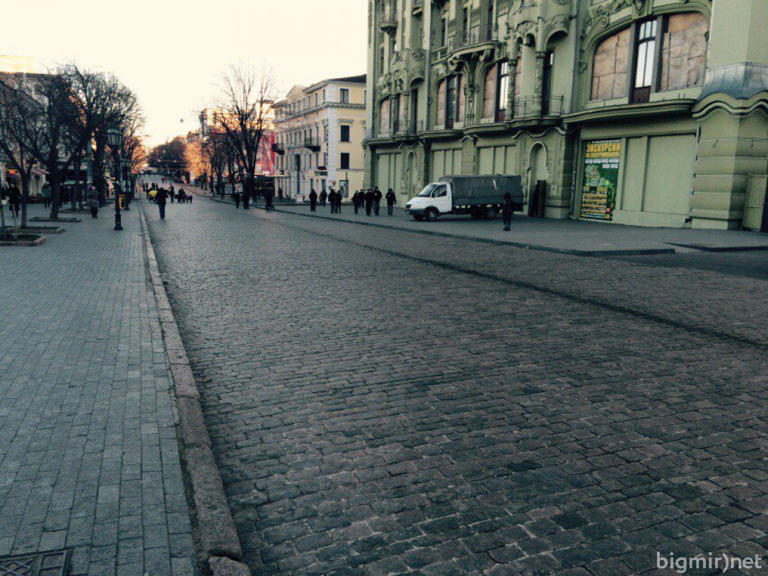 В центре города пусто