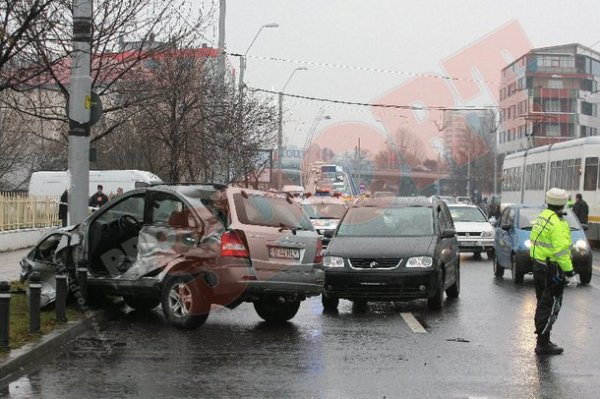 Kia Sorento Мирчи Луческу и злосчастный столб