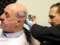 Мэр канадского города сделал на голове татуировку с эмблемой клуба NHL (фото)