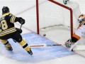 NHL: Бостон обырал Филадельфию, Ванкувер уступил Рейнджерс