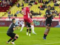 Лига 1: Монако в меньшинстве сыграл вничью с Лиллем